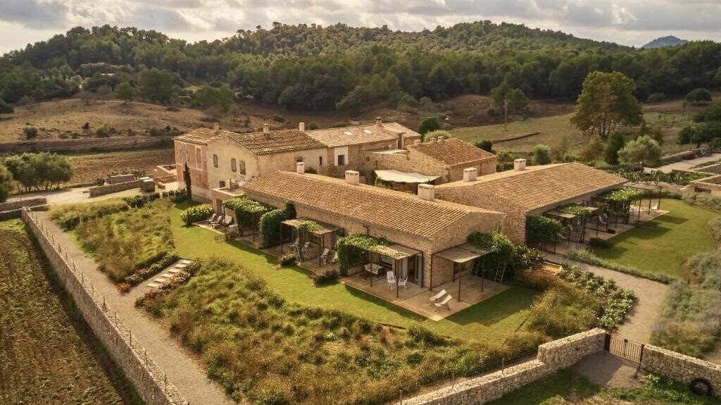 Готель Finca Sestelrica 4*