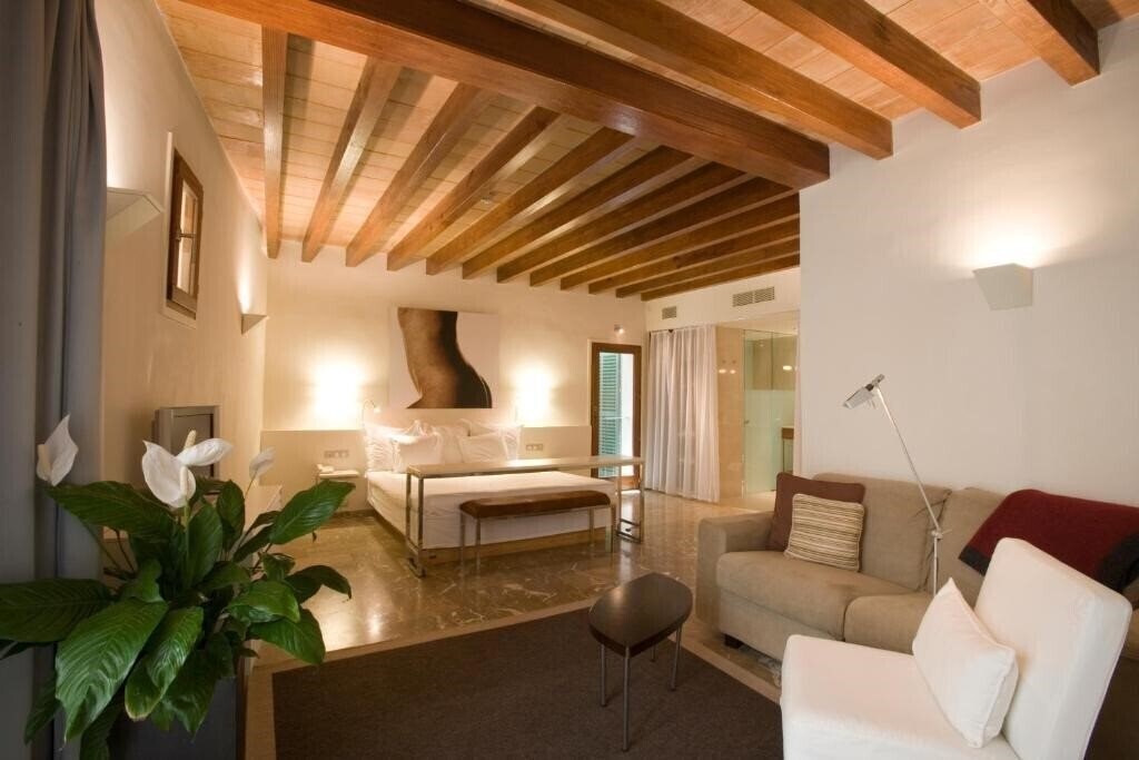 Фото Petit Palace Hotel Tres 4*