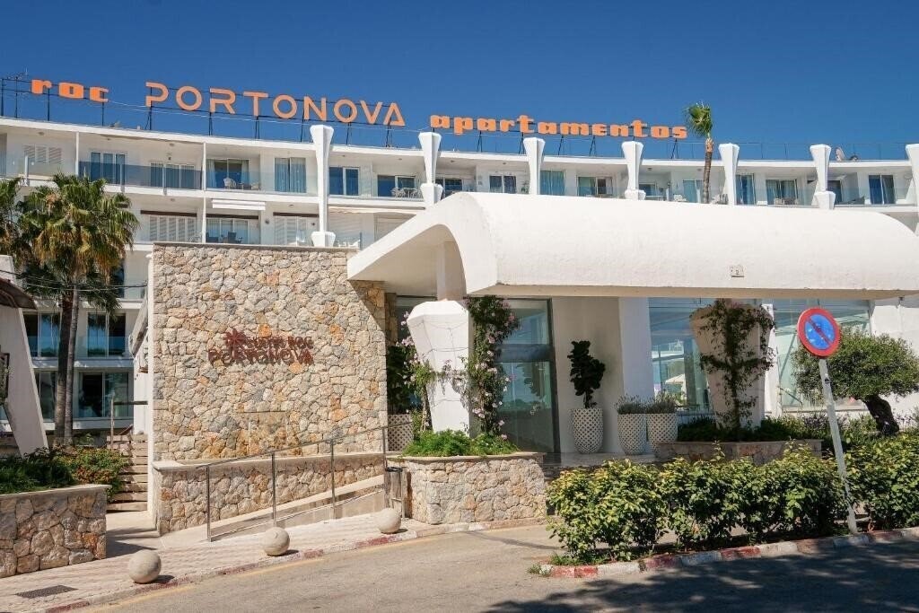 Фото Roc Portonova 3*