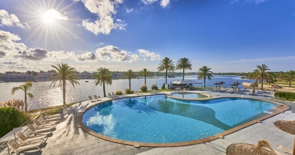 Готель Bellevue Club 3*