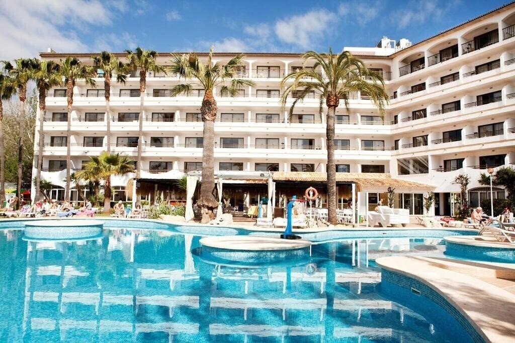 Готель Sol Alcudia Apartamentos 3*