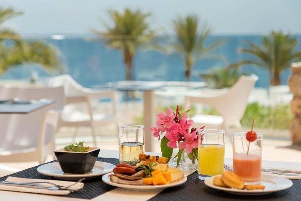 Изображение Palia Maria Eugenia 4*