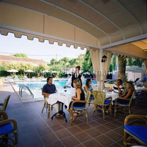 Готель Roc Oberoy 4*