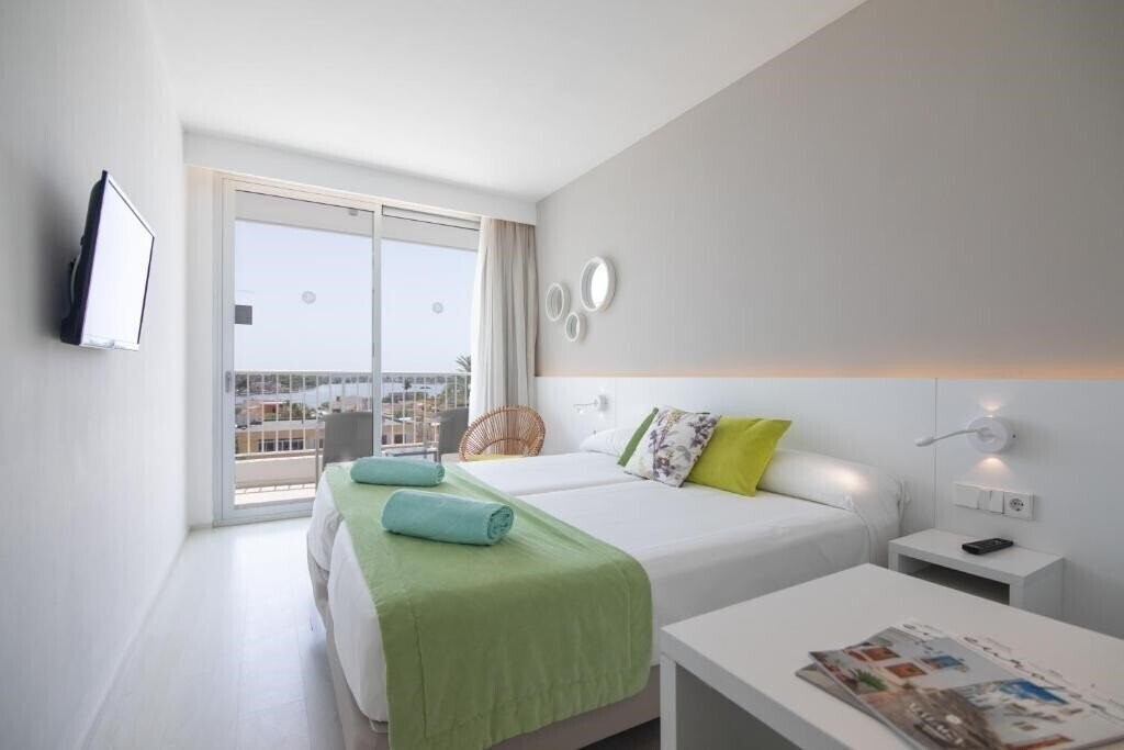 Фото JS Sol de Alcudia 4*