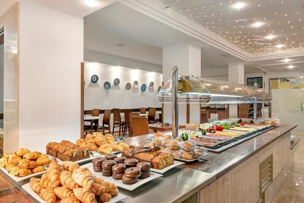 Зображення Biniamar Hotel 4*