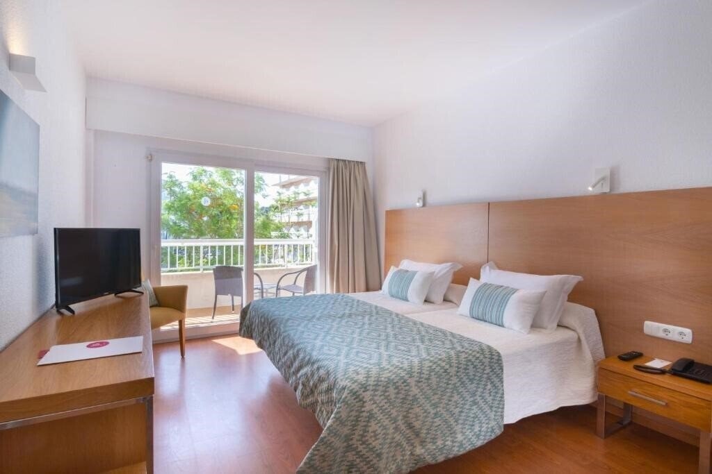 Фотографія JS Alcudi-Mar Hotel 4*
