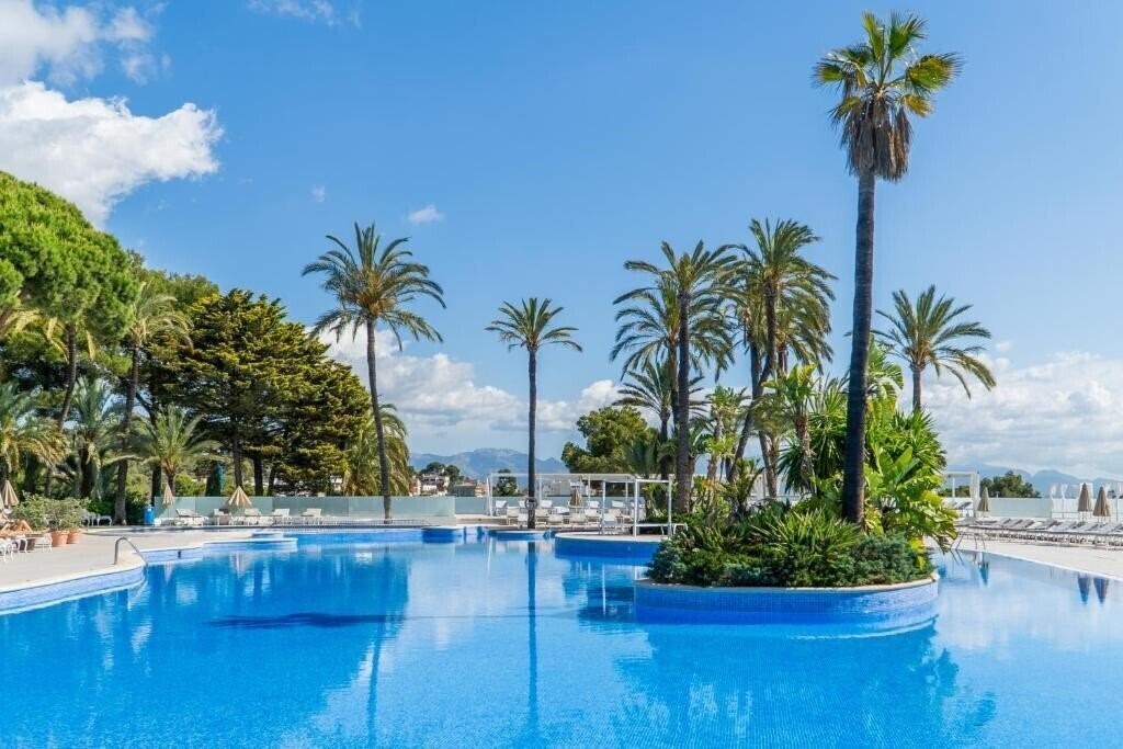 Готель Grupotel Valparaiso Palace 5*
