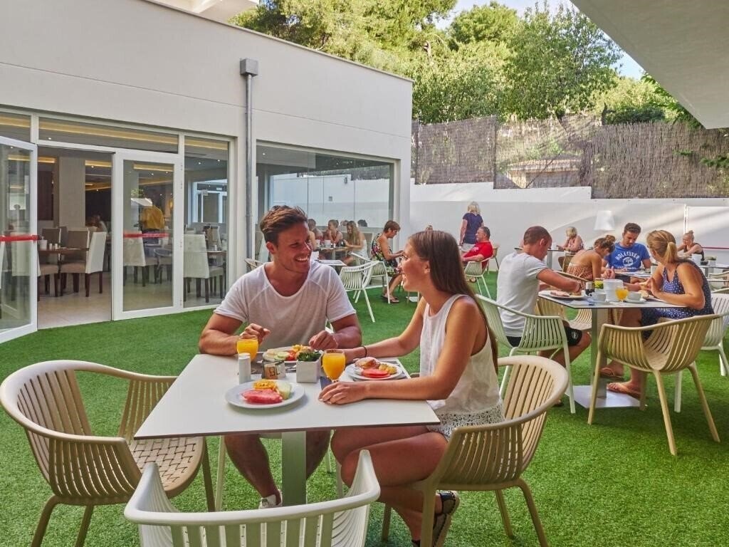 Картинка Bulevar Peguera 4*