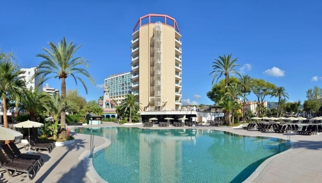 Готель Sol Katmandu Park & Resort 4*