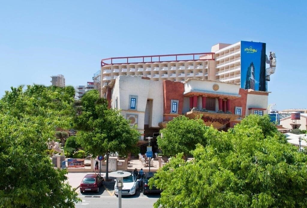 Картинка Sol Katmandu Park & Resort 4*