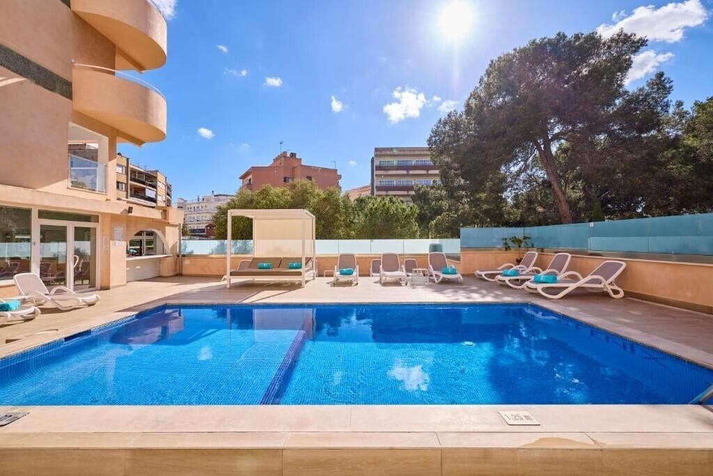 Изображение Welikehotel Fenix 4*