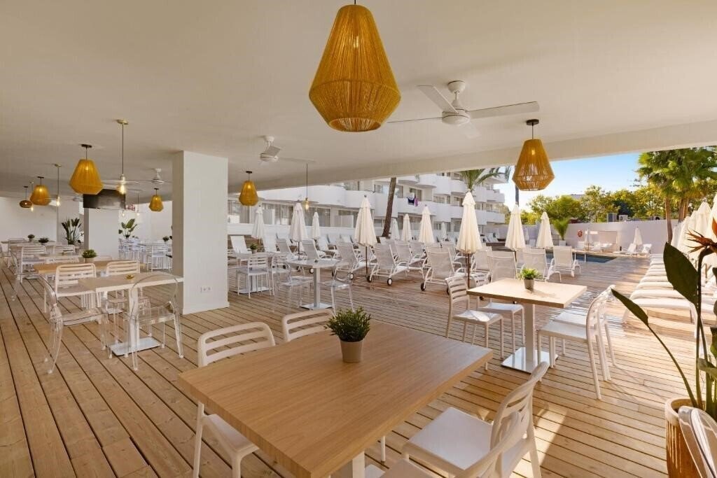 Зображення Palmanova Beach Apartments by TRH 3*