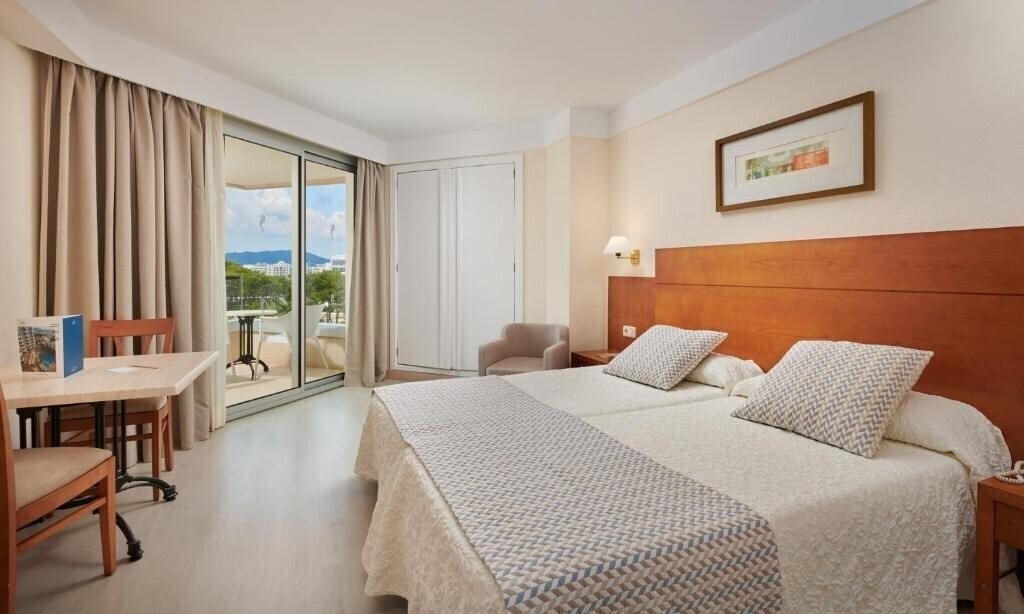 Фото Hipotels Bahia Grande 4*