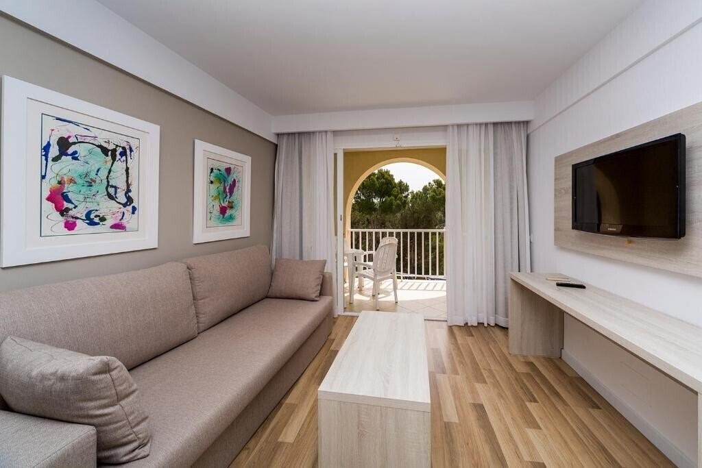 Картинка Comitas Floramar 4*