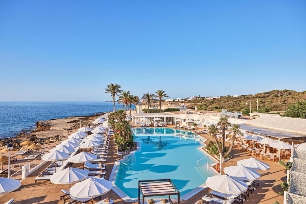 Отель Aluasoul Menorca 4*
