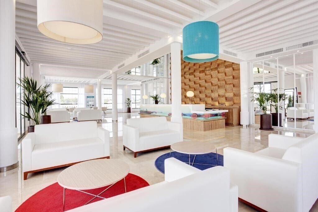 Фотографія Grupotel Mar de Menorca 3*