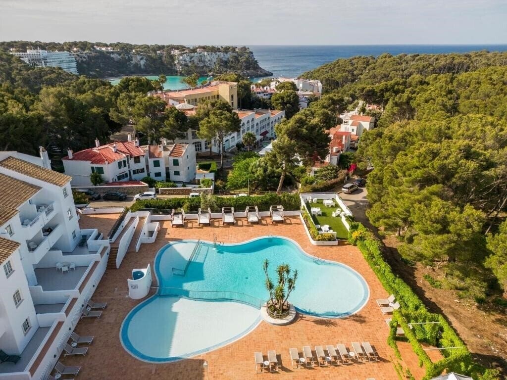 Готель Ilunion Menorca 3*