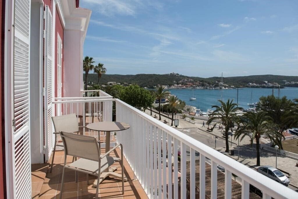 Фото Port Mahon 4*