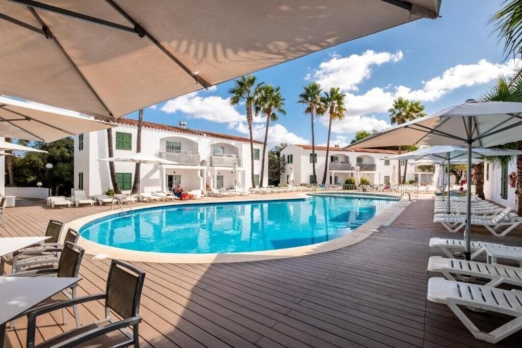 Фото Cales de Ponent Apartments 3*