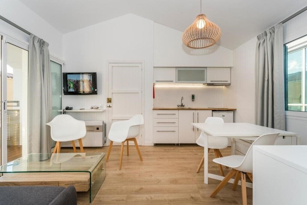Фотография Cales de Ponent Apartments 3*