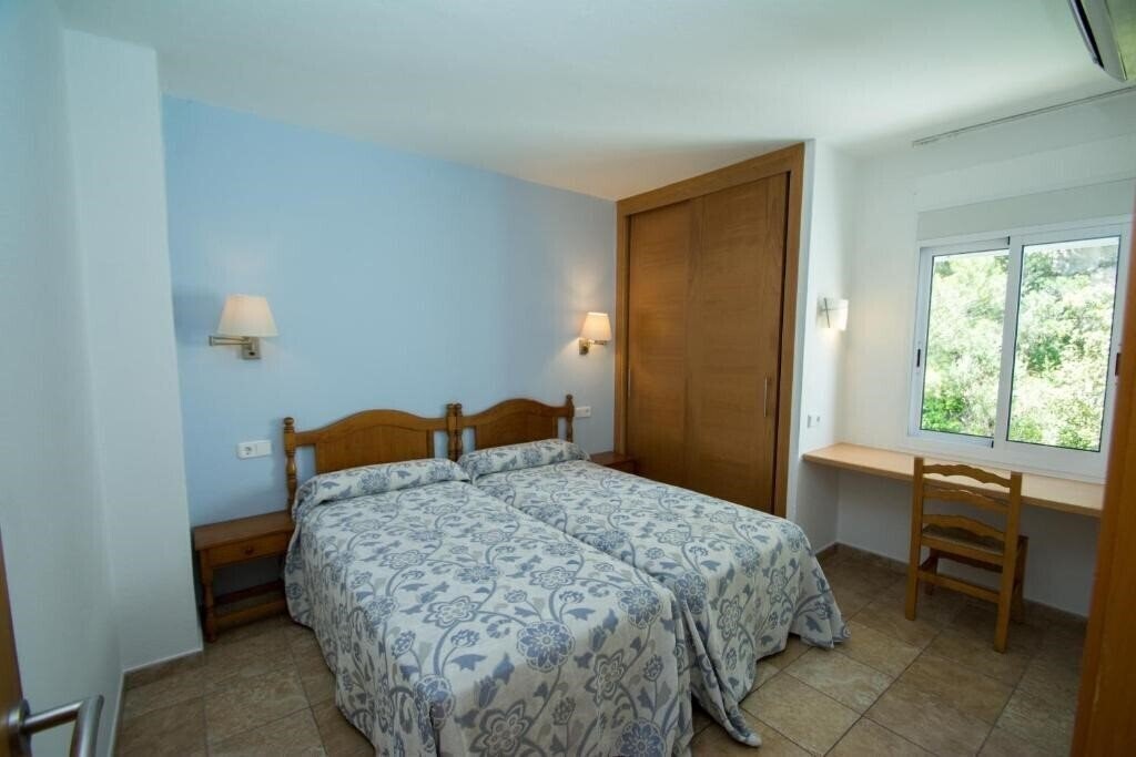 Картинка Galdana Gardens 2*