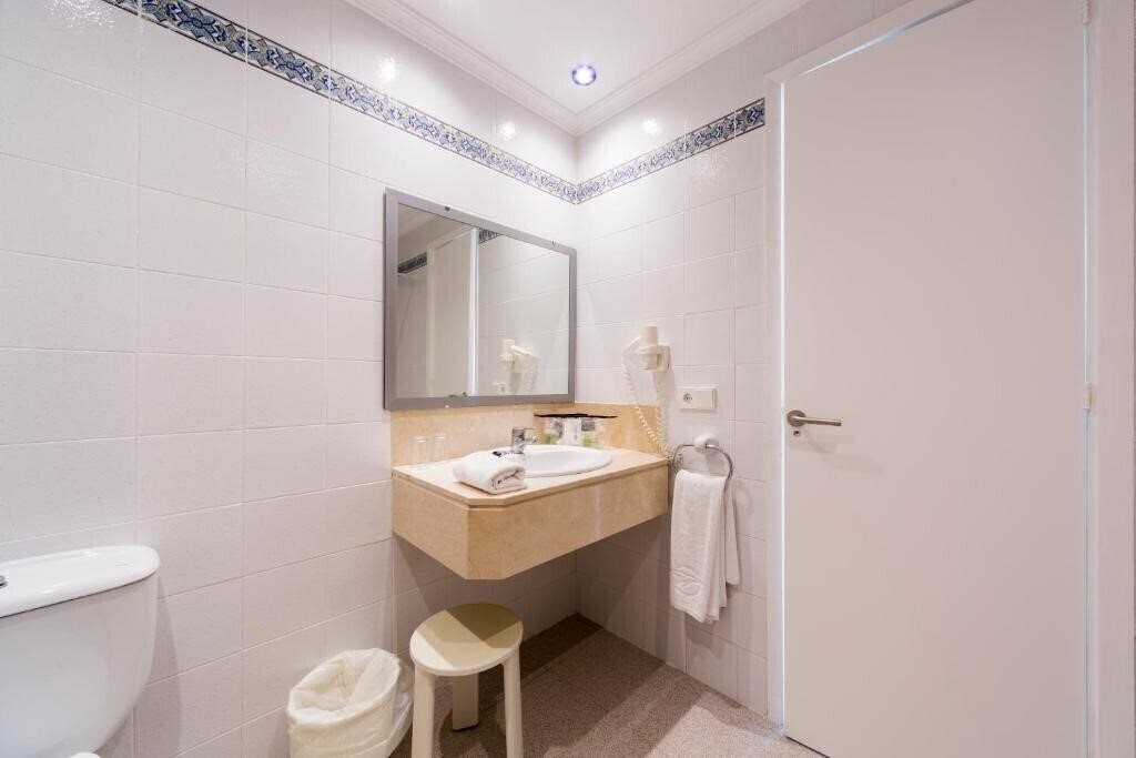 Фотографія Globales Cala'N Blanes 3*