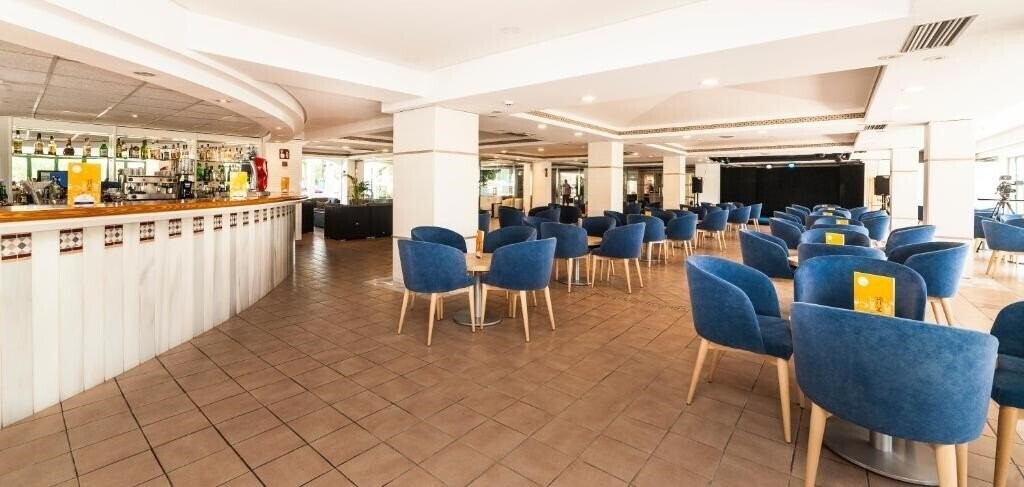 Картинка Globales Cala'N Blanes 3*