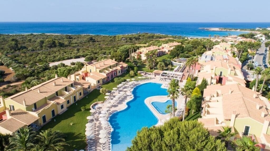 Готель Grupotel Playa Club 4*