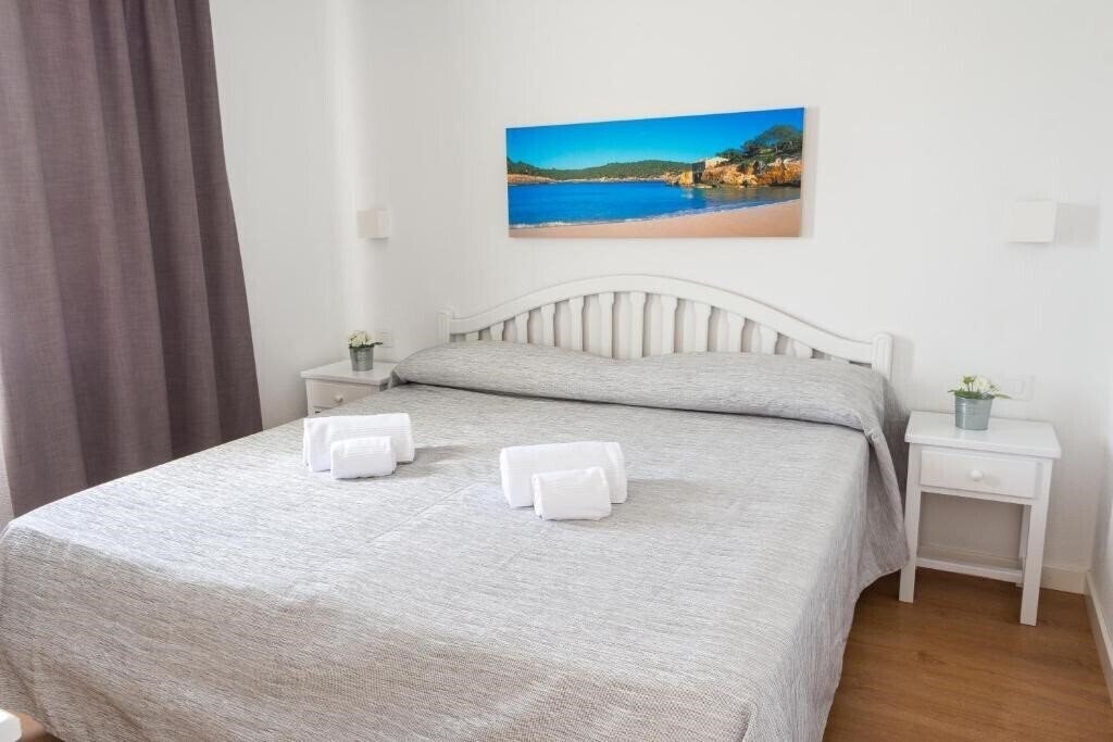 Фото Naranjos Resort Menorca 3*