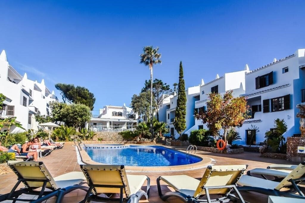 Отель Nelva Resorts & Hotels 3*