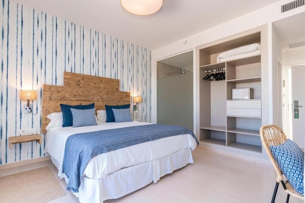 Фотографія Hotel Playa Santandria 3*