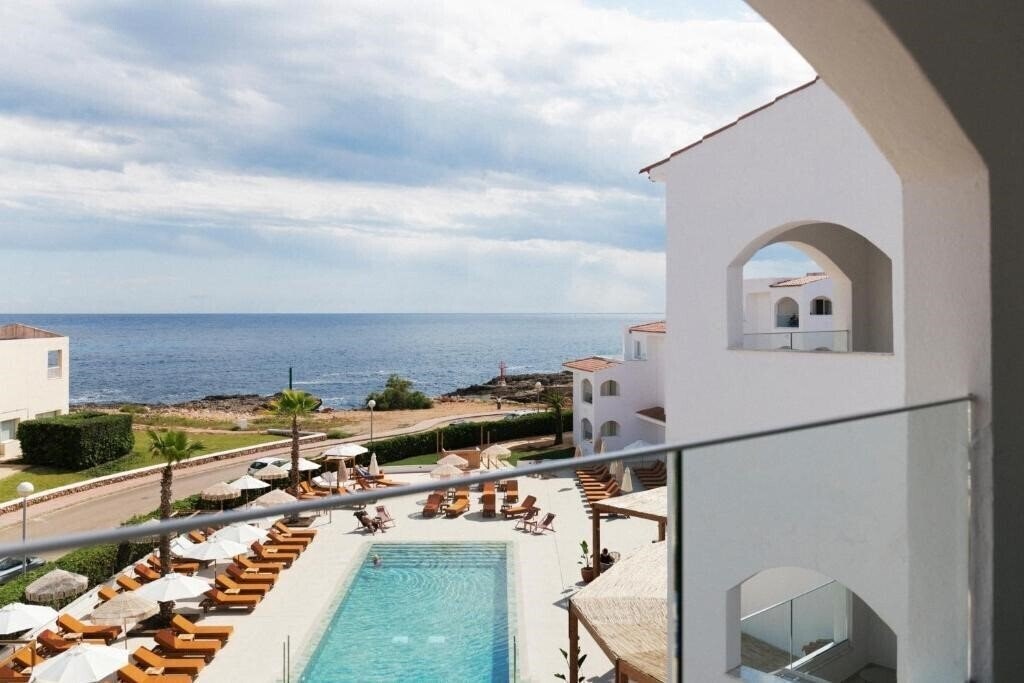 Отель Caramelo Marina Calan Bosch Hotel 4*