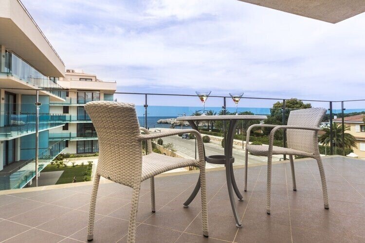 Готель Aparthotel Skyline Menorca 4*