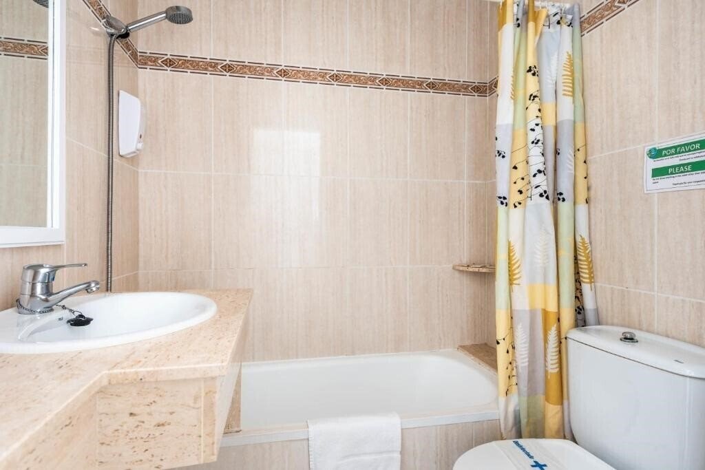 Фотография Apartments Alta Galdana 2*