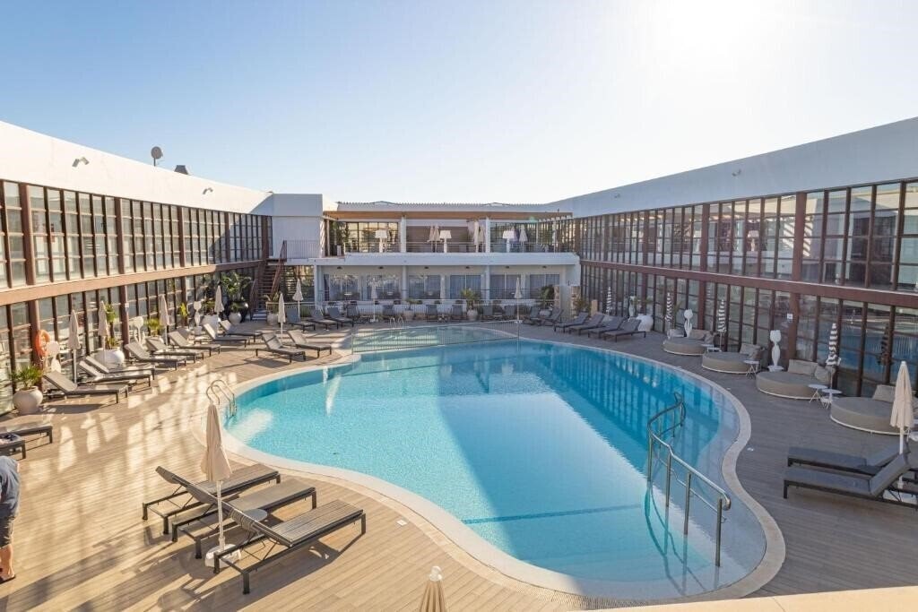 Отель Seth Port Ciutadella 4*
