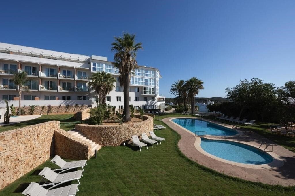 Отель Catalonia Mirador des Port 4*