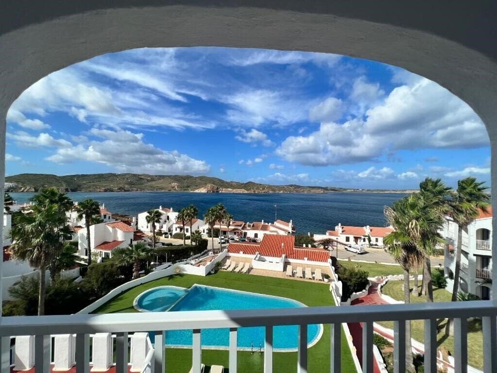 Отель Apartamentos El Bergantin Menorca Club 3*