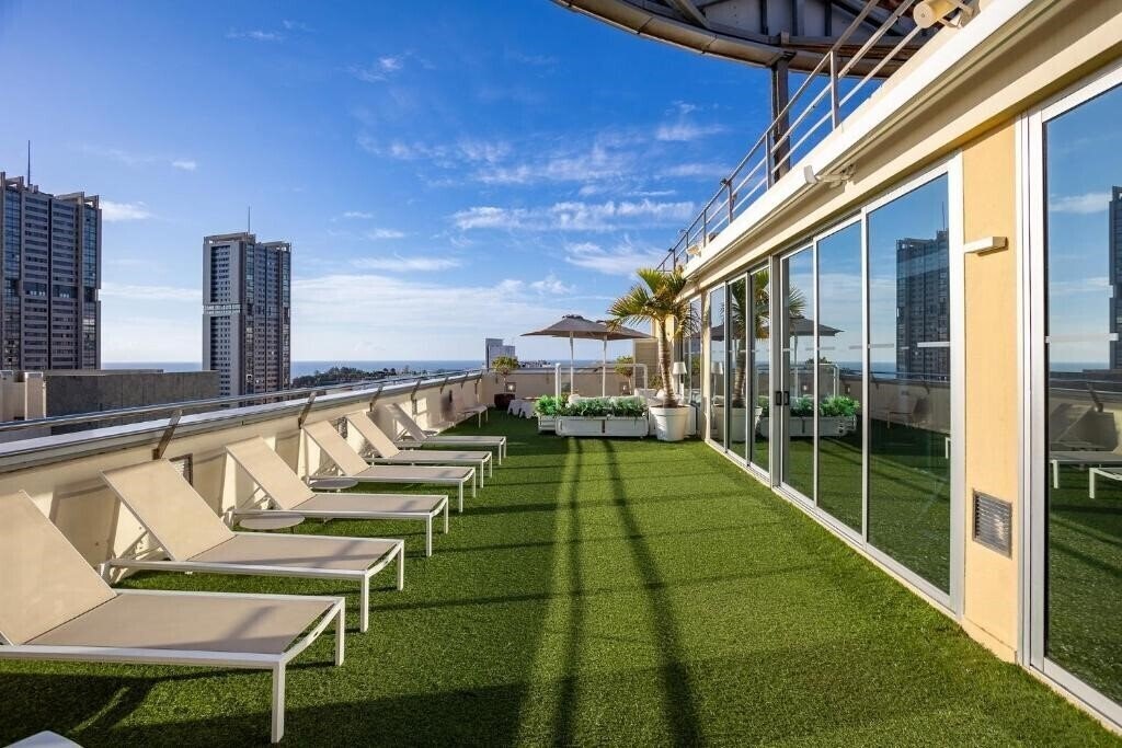 Отель Silken Atlantida 4*