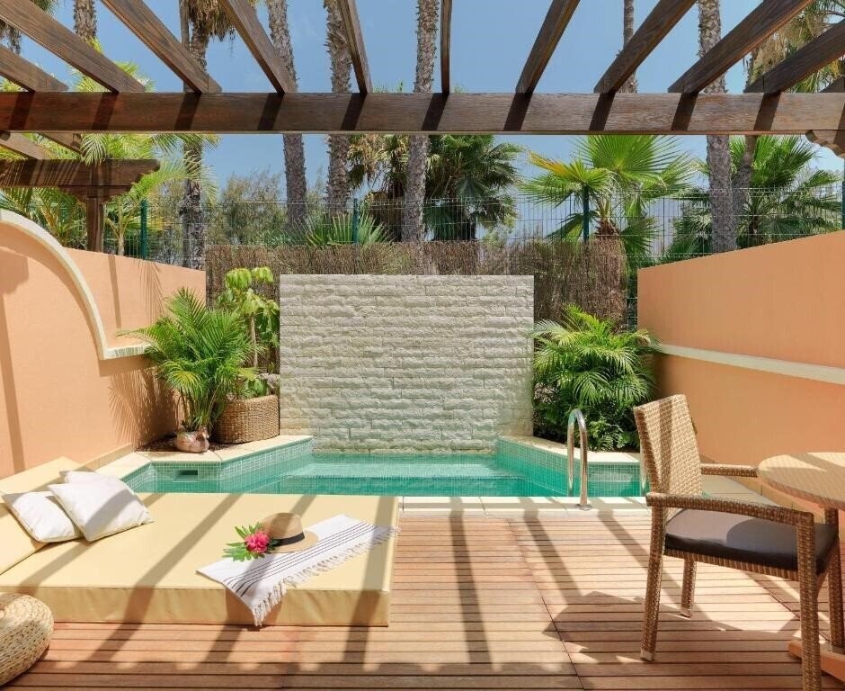 Изображение Green Garden Resort & Suites 4*
