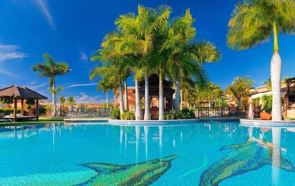 Картинка Green Garden Resort & Suites 4*