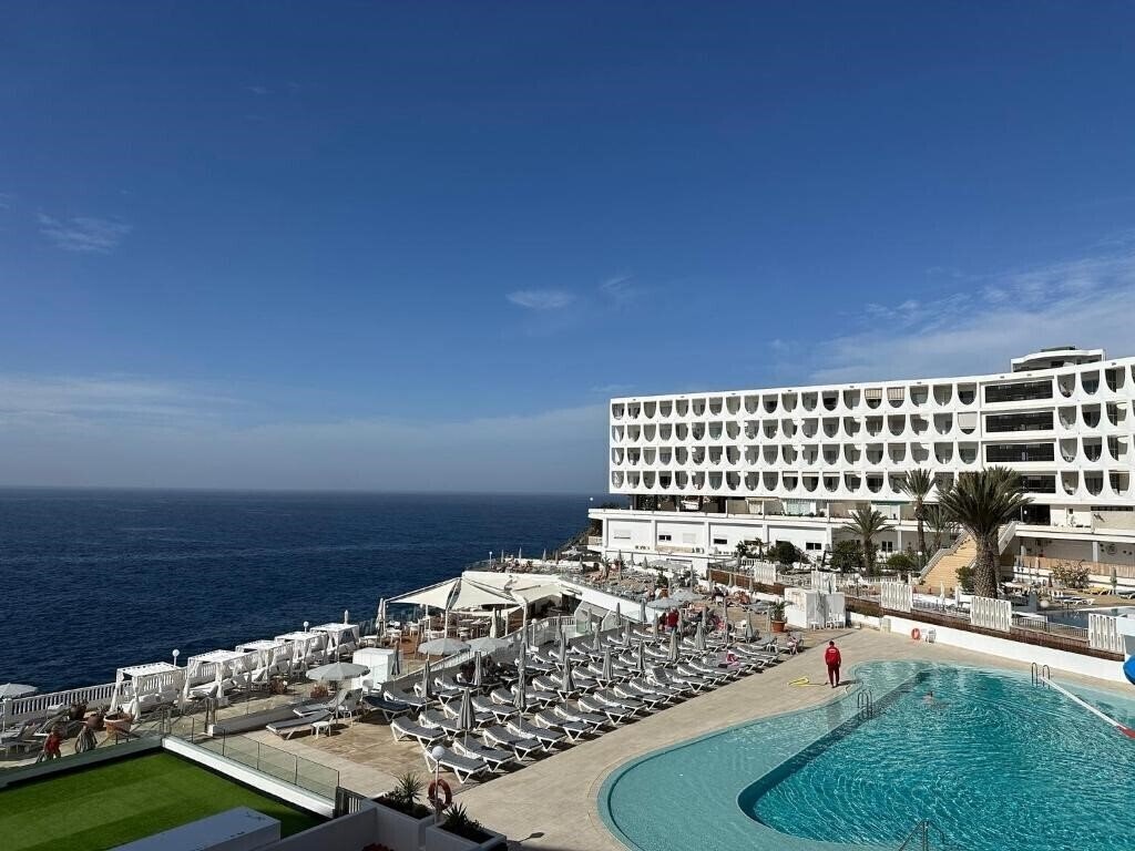 Изображение Pearly Grey Ocean Club 4*