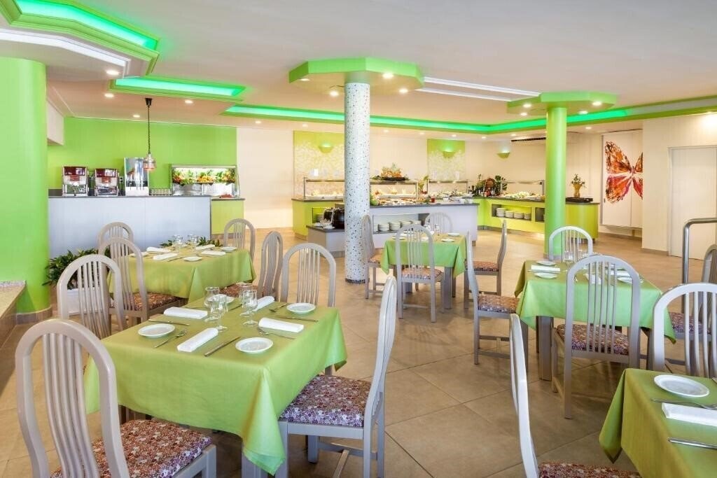 Изображение Tropical Park Hotel 4*
