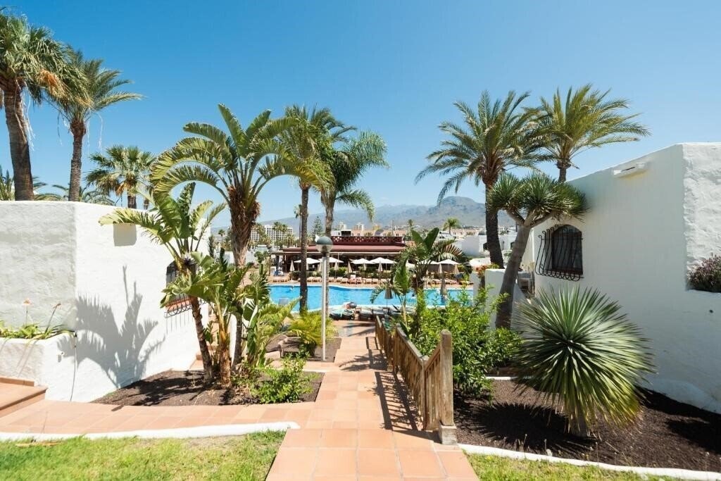 Готель HD Parque Cristobal Tenerife 3*