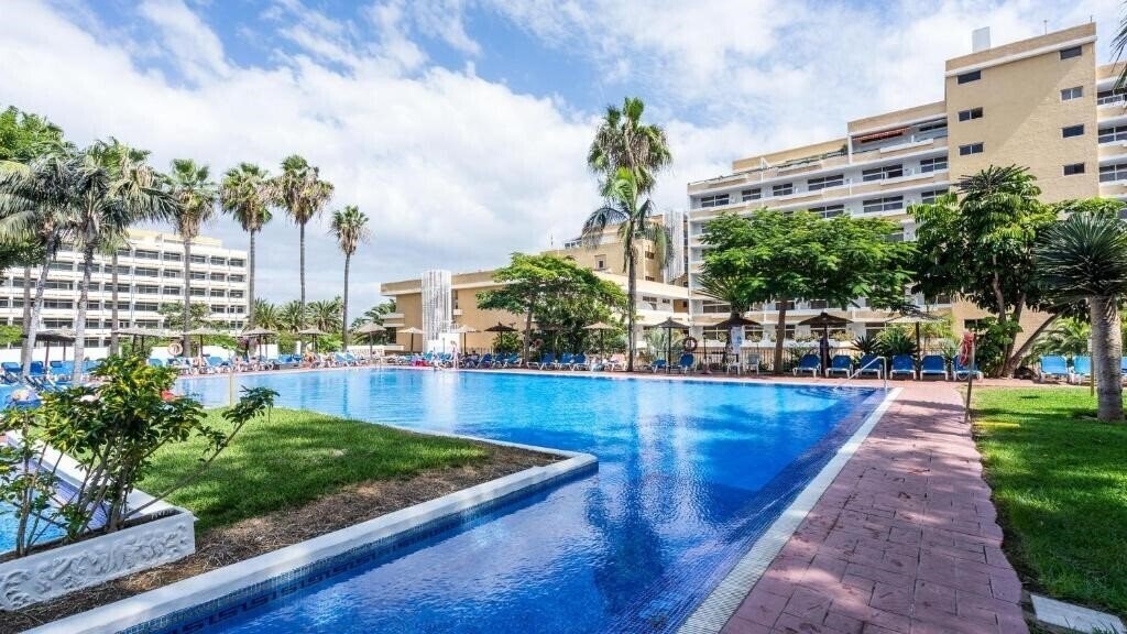 Отель Bluesea Puerto Resort 4*