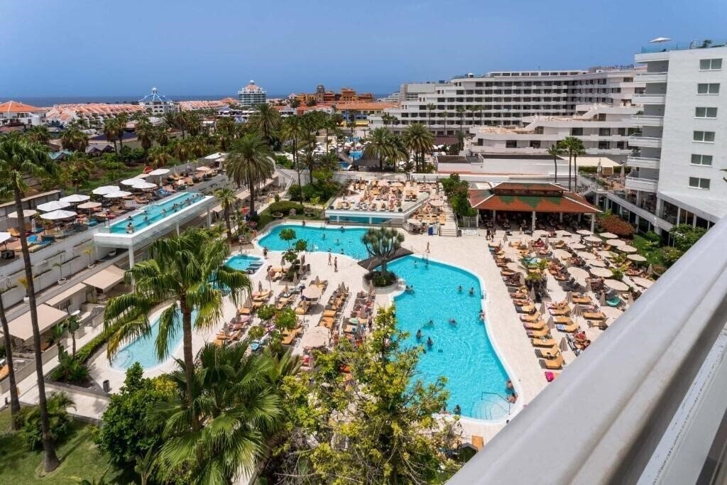 Отель Spring Hotel Vulcano 4*