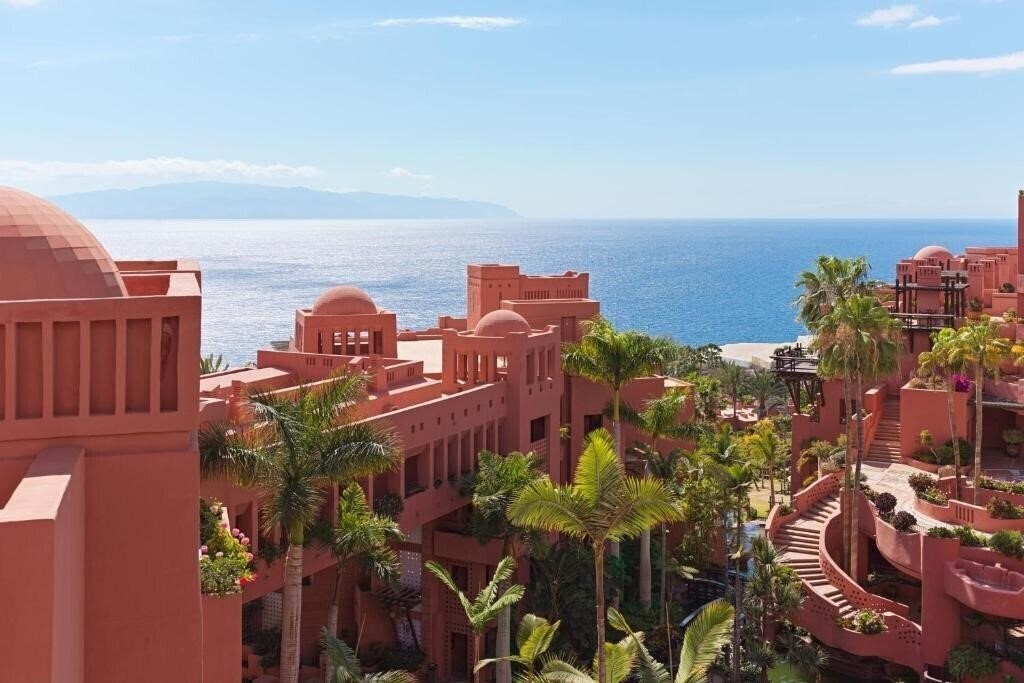 Готель The Ritz-Carlton Abama 5*