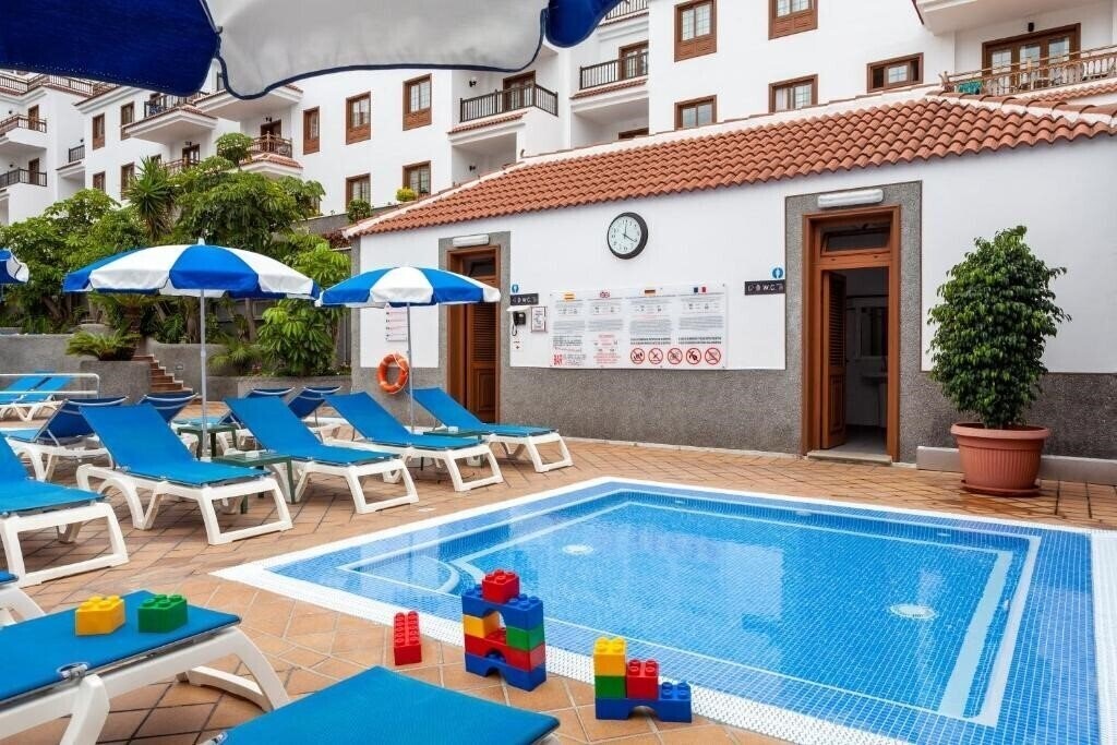 Фотографія Apartamentos Casablanca 3*