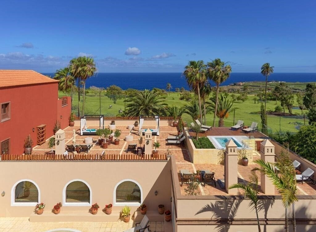 Отель Hacienda del Conde Melia Collection Golf & SPA 5*