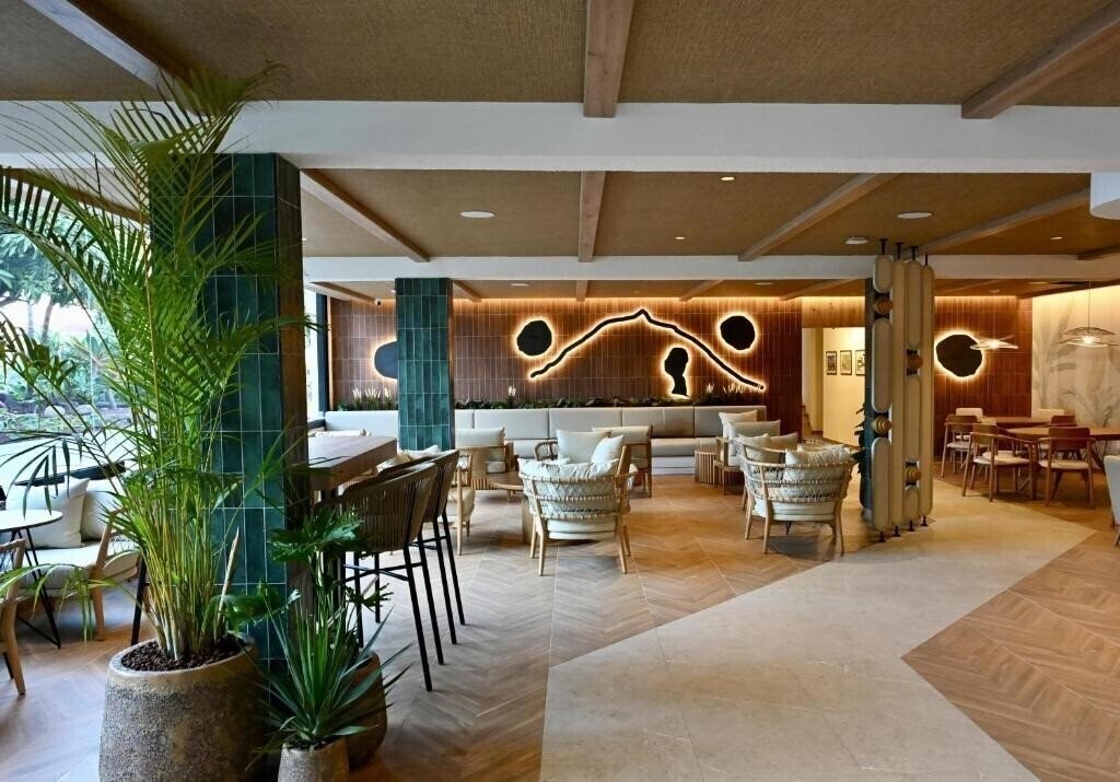 Фото Radisson Resort & Residences Tenerife 5*