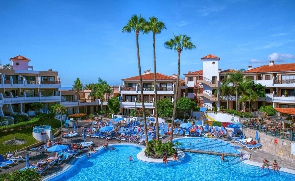 Отель Royal Park Albatros 3*